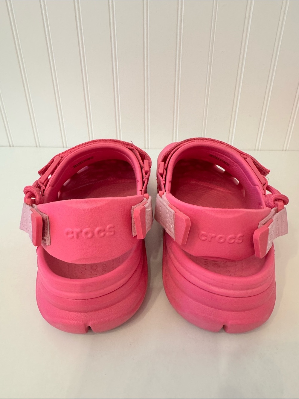 Post Malone x Crocs Duet Max Clog Electric Pink Women’s Shoes with Velcro Straps - Picture 10 of 10